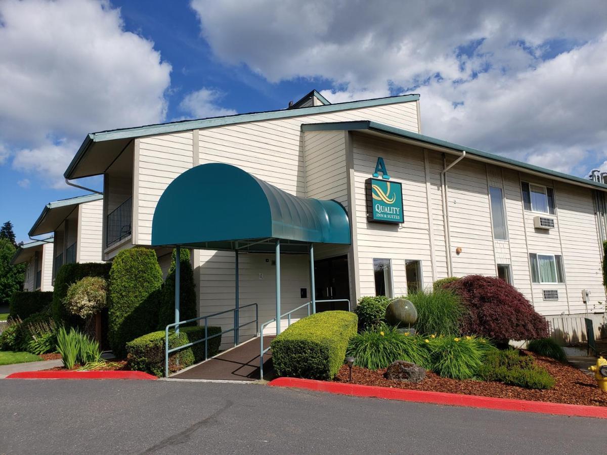 Quality Inn & Suites Vancouver - Hazel Dell Bagian luar foto